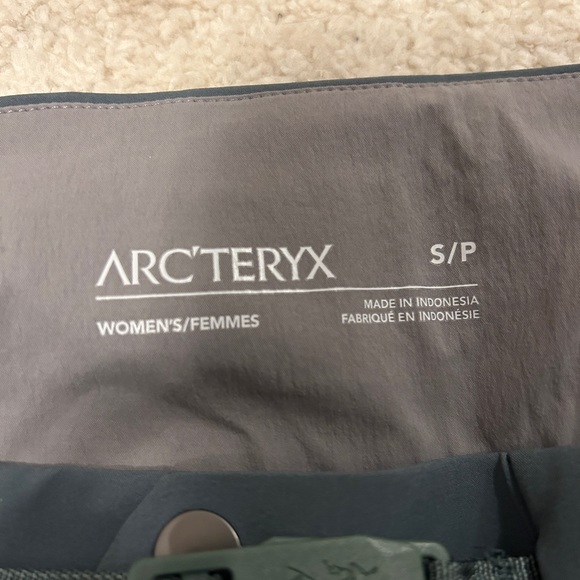 Arcteryx Shashka stretch soft shell ski/snowboard pants - Picture 3 of 10
